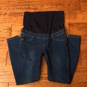 NEW MATERNITY LOVE JEGGINS. SMALL